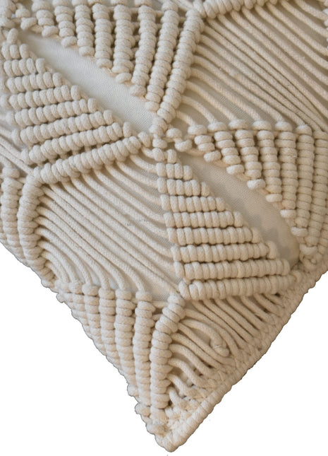 2x Esmi Natural White Cushions