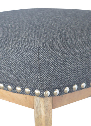 Schwarzer Barhocker aus Tweed mit Nieten