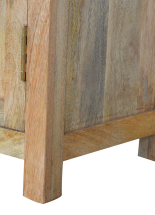Sideboard im Landhausstil