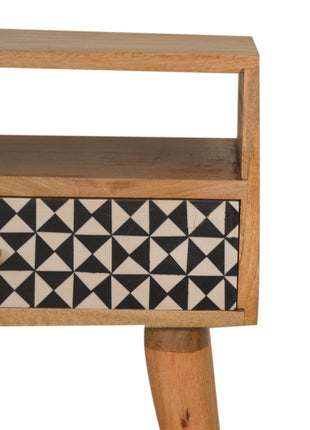 Rafina Bedside