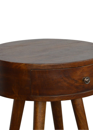 Nordic Chestnut Rundes Nachttischchen