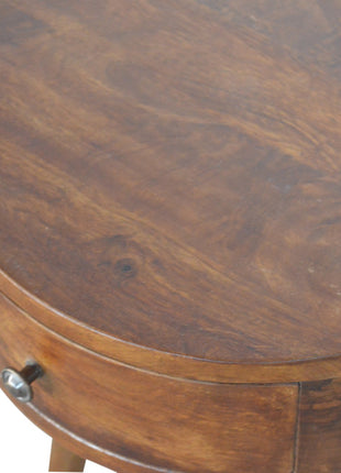 Nordic Chestnut Rundes Nachttischchen