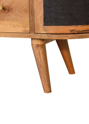 Sofia Black Media Unit