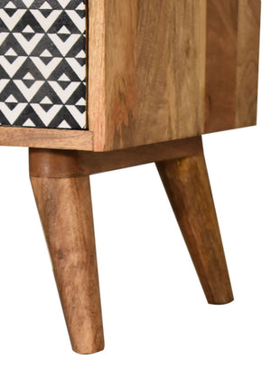 Valentina Entertainment Unit