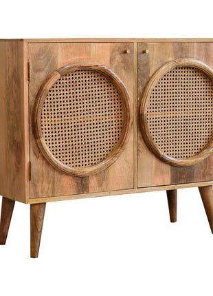 Larissa Cabinet