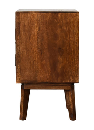 Tova Bedside