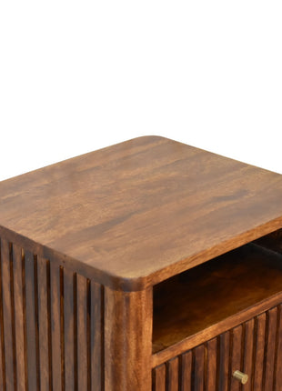 Reeve Bedside