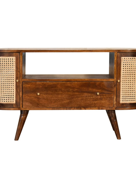 Larissa Chestnut Media Unit