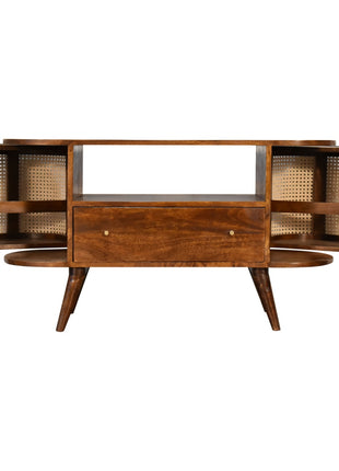 Larissa Chestnut Media Unit