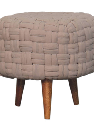 Reposapiés de tubo color crema