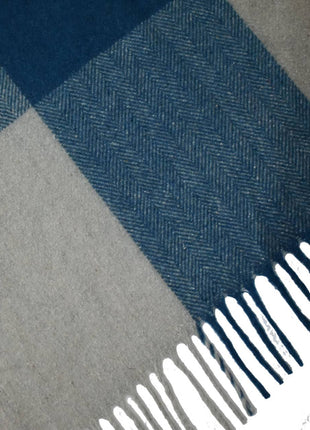 Selin Blue Woolen Throw (130 x 170cm)
