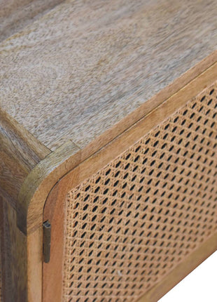 Larrisa Woven Media Unit