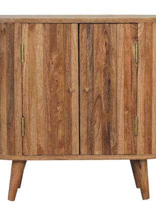 Gabinete con puerta a rayas