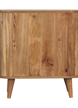 Gabinete con puerta a rayas