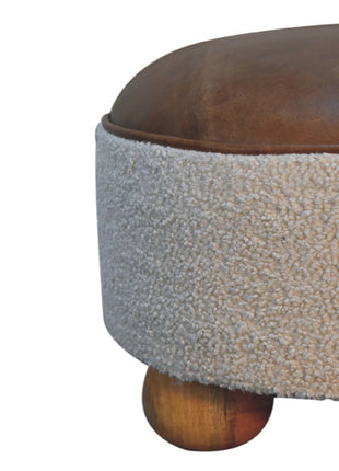 Cremefarbener Bouclé-Fußhocker „Buffalo“