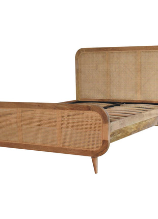 Cama de ratán
