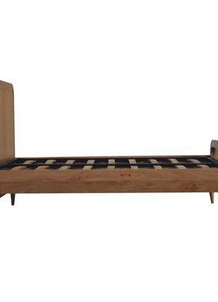 Cama de ratán