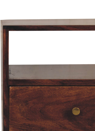 Tula Bedside