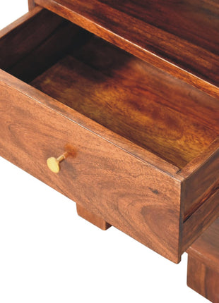 Tula Bedside