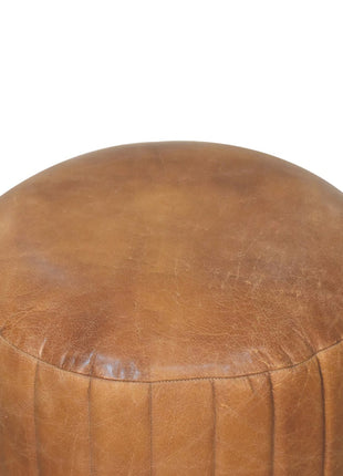 Bouclé-Fußhocker aus Büffelleder