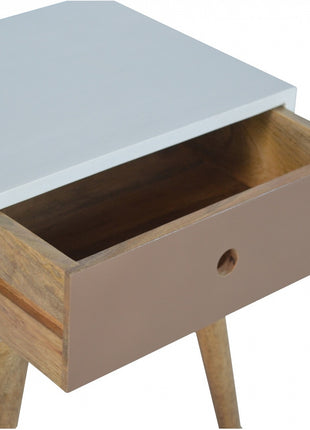 Mocha Bedside