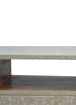 Medieneinheit mit floralem Knocheninlay