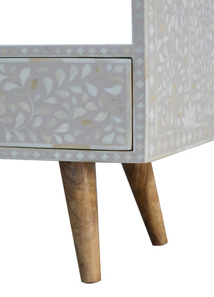 Medieneinheit mit floralem Knocheninlay